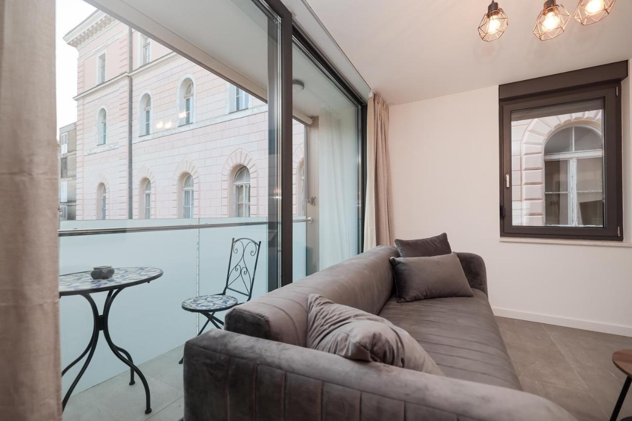 Marilla Apartments زادار المظهر الخارجي الصورة