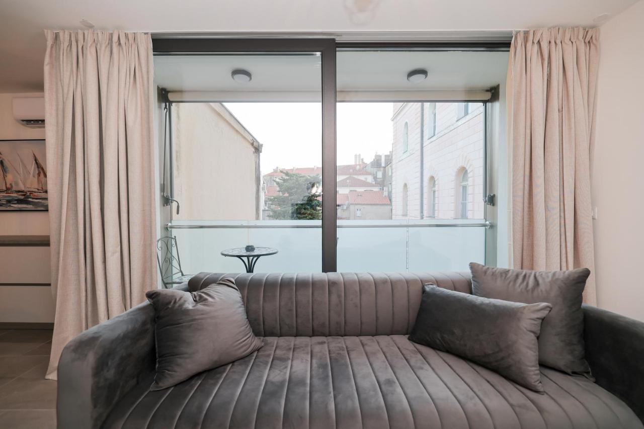 Marilla Apartments زادار المظهر الخارجي الصورة